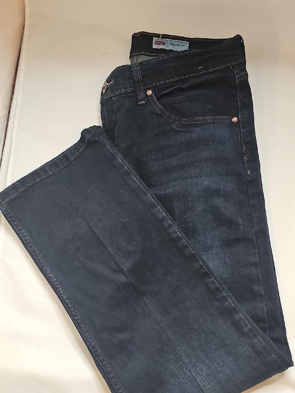 Wrangler Men's Dark Blue Slim Straight Jeans
